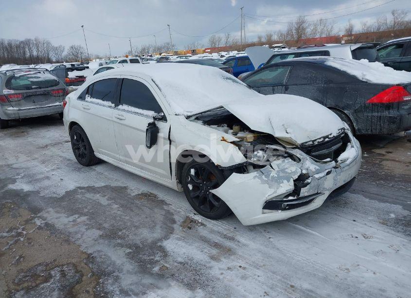 2013 Chrysler 200 LIMITED (VIN 1C3CCBCG3DN719264) main photo