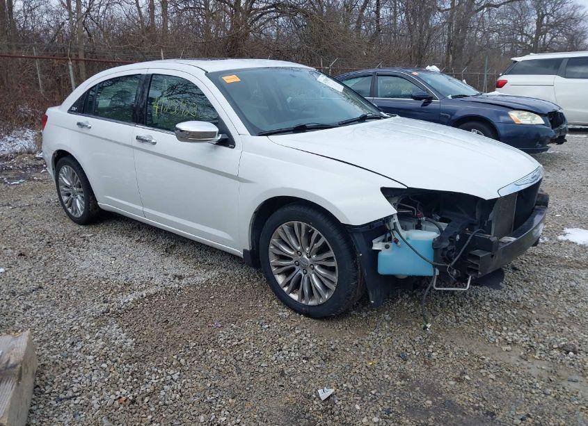 2012 Chrysler 200 LIMITED (VIN 1C3CCBCG4CN308583) main photo