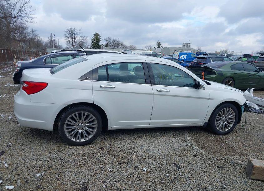 Photo 14 of 2012 Chrysler 200 LIMITED (VIN 1C3CCBCG4CN308583)