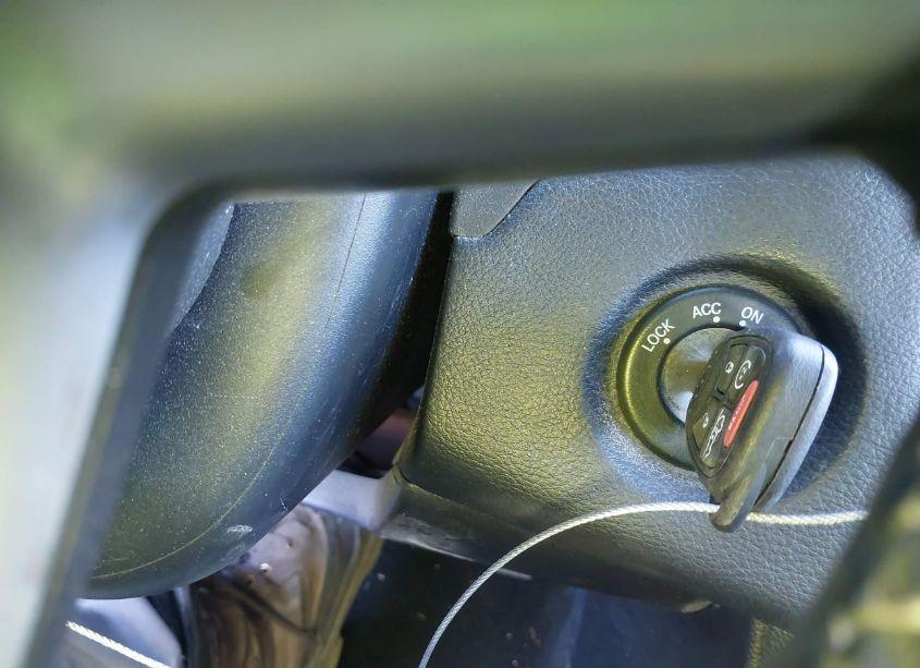 Photo 11 of 2013 Chrysler 200 LIMITED (VIN 1C3CCBCG4DN522331)