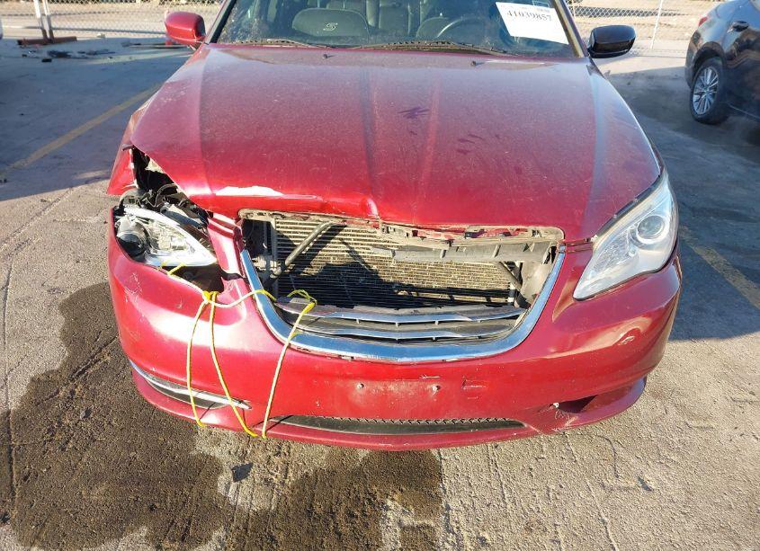 Photo 6 of 2013 Chrysler 200 LIMITED (VIN 1C3CCBCG4DN522331)