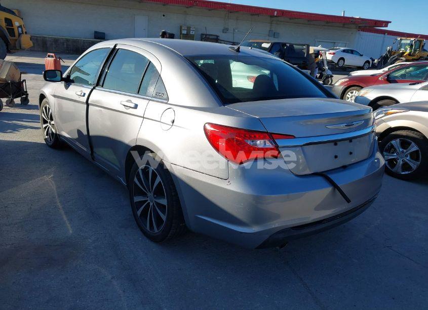 Photo 3 of 2013 Chrysler 200 LIMITED (VIN 1C3CCBCG4DN522524)