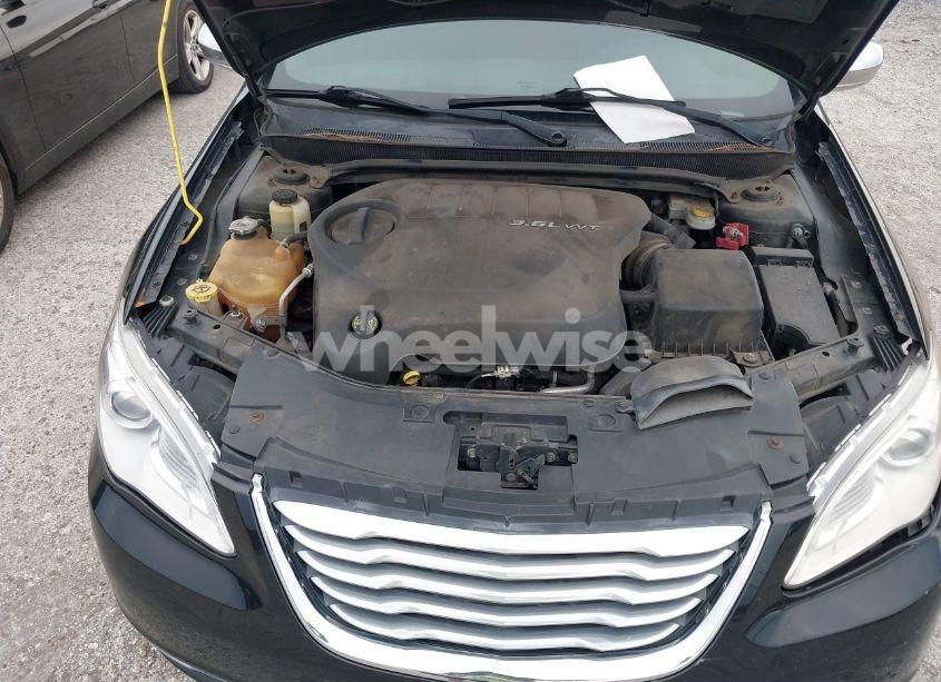 Photo 10 of 2014 Chrysler 200 LIMITED (VIN 1C3CCBCG4EN157229)