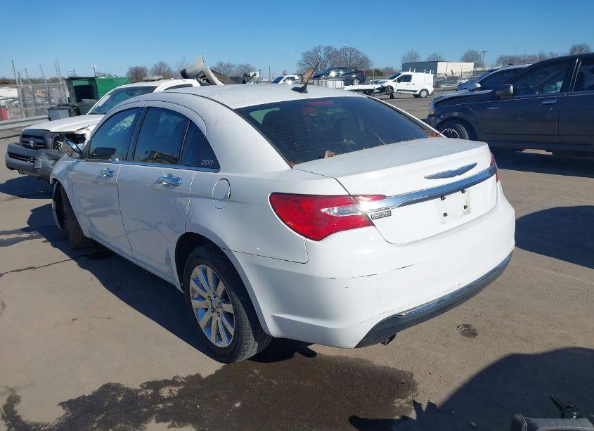 Photo 3 of 2013 Chrysler 200 LIMITED (VIN 1C3CCBCG5DN508146)