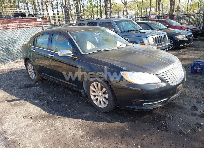 2013 Chrysler 200 LIMITED (VIN 1C3CCBCG5DN556276) main photo