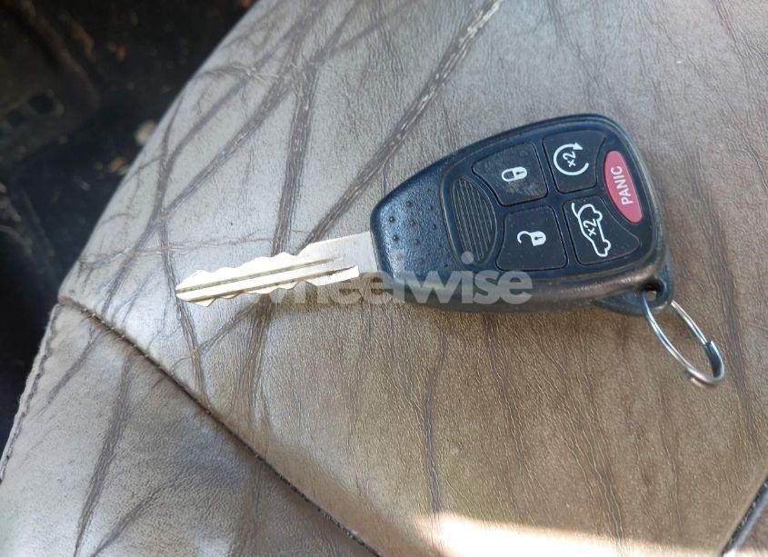 Photo 11 of 2013 Chrysler 200 LIMITED (VIN 1C3CCBCG5DN556276)