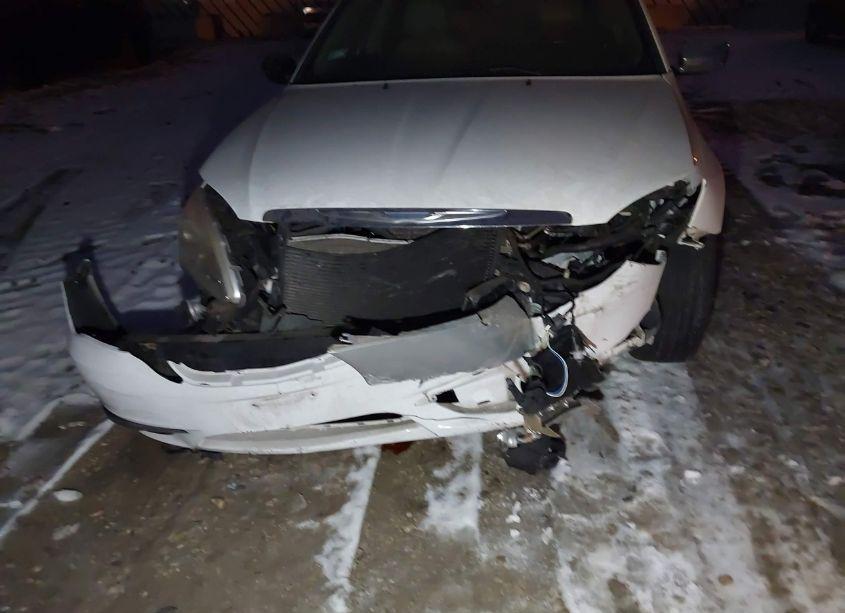 Photo 6 of 2013 Chrysler 200 LIMITED (VIN 1C3CCBCG5DN632773)