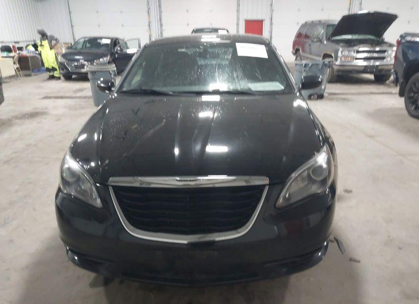 Photo 12 of 2013 Chrysler 200 LIMITED (VIN 1C3CCBCG5DN743789)