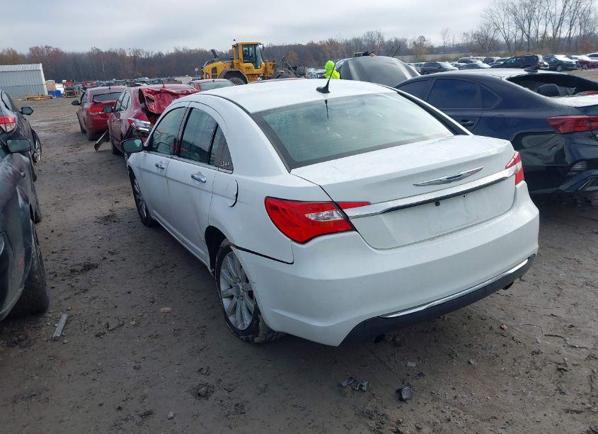 Photo 3 of 2014 Chrysler 200 LIMITED (VIN 1C3CCBCG5EN159393)