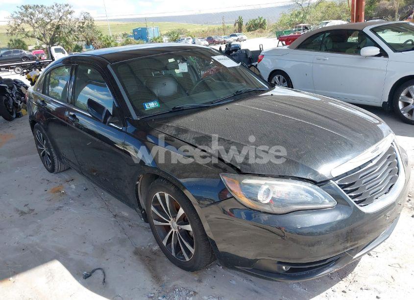 2013 Chrysler 200 LIMITED (VIN 1C3CCBCG6DN504378) main photo