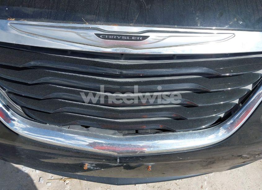 Photo 12 of 2013 Chrysler 200 LIMITED (VIN 1C3CCBCG6DN504378)