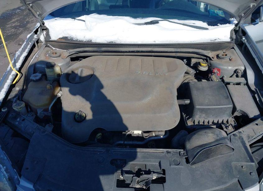 Photo 10 of 2013 Chrysler 200 LIMITED (VIN 1C3CCBCG6DN524579)