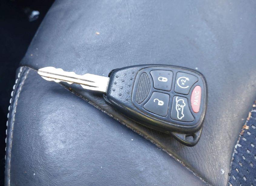 Photo 11 of 2013 Chrysler 200 LIMITED (VIN 1C3CCBCG6DN524579)