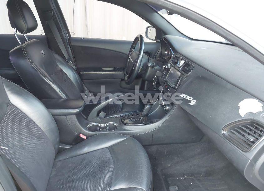 Photo 5 of 2013 Chrysler 200 LIMITED (VIN 1C3CCBCG6DN603301)