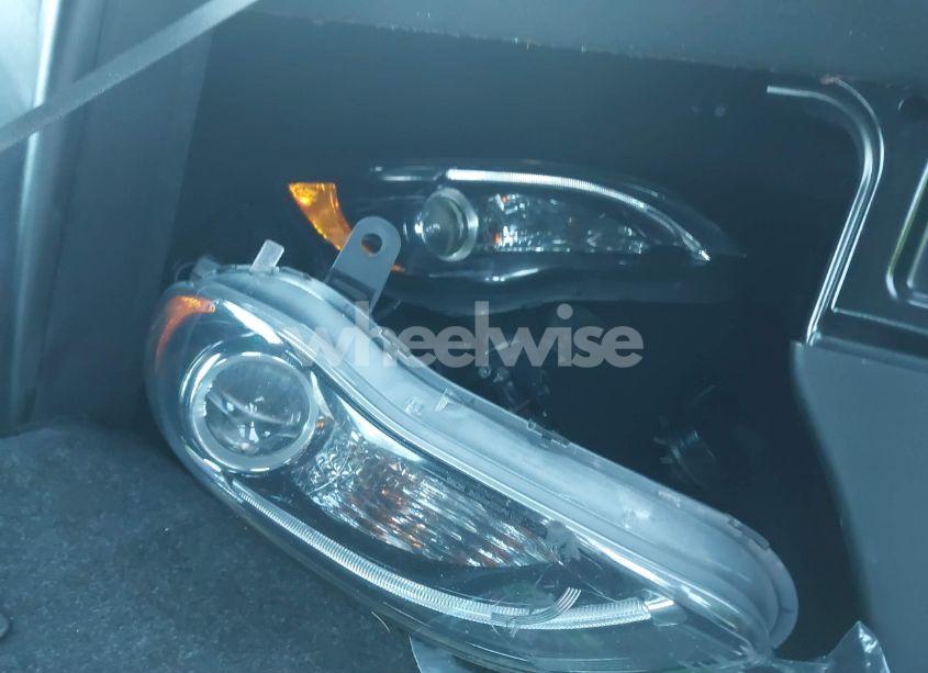 Photo 12 of 2013 Chrysler 200 LIMITED (VIN 1C3CCBCG6DN683358)