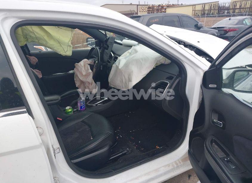 Photo 5 of 2013 Chrysler 200 LIMITED (VIN 1C3CCBCG6DN718139)