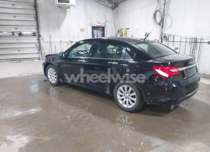 Photo 3 of 2013 Chrysler 200 LIMITED (VIN 1C3CCBCG6DN744451)