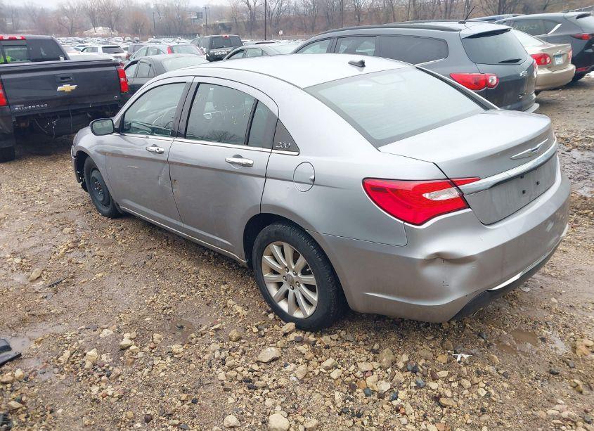 Photo 12 of 2014 Chrysler 200 LIMITED (VIN 1C3CCBCG6EN152761)