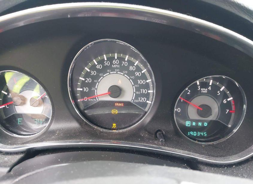 Photo 7 of 2014 Chrysler 200 LIMITED (VIN 1C3CCBCG6EN152761)