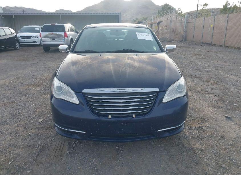 Photo 6 of 2014 Chrysler 200 LIMITED (VIN 1C3CCBCG6EN171813)