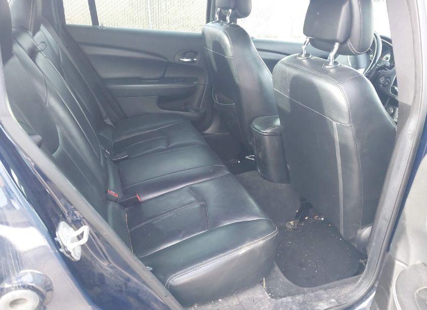 Photo 8 of 2014 Chrysler 200 LIMITED (VIN 1C3CCBCG6EN171813)