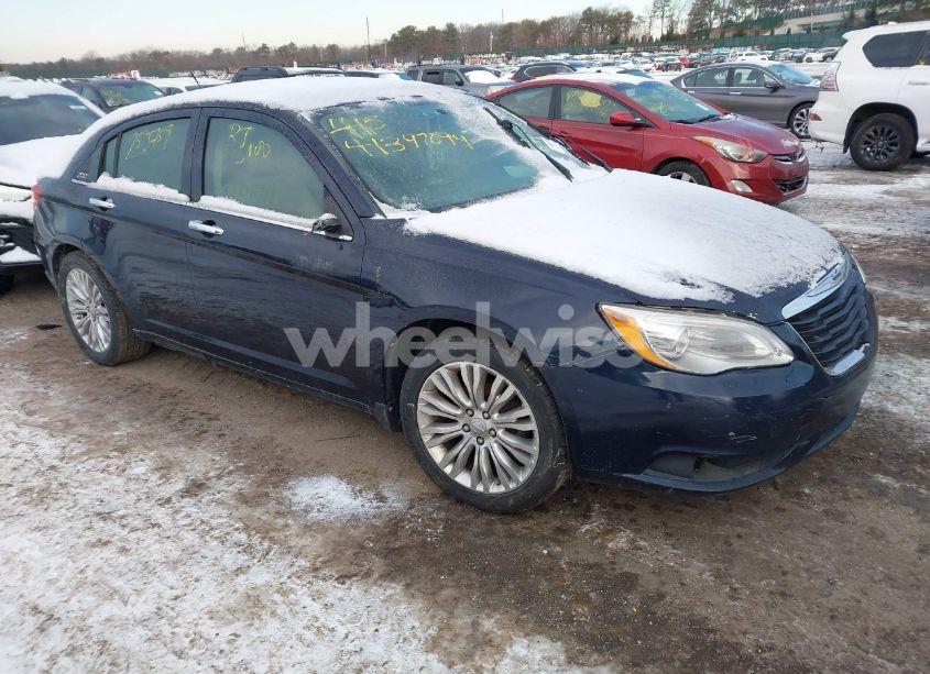 2012 Chrysler 200 LIMITED (VIN 1C3CCBCG7CN116803) main photo