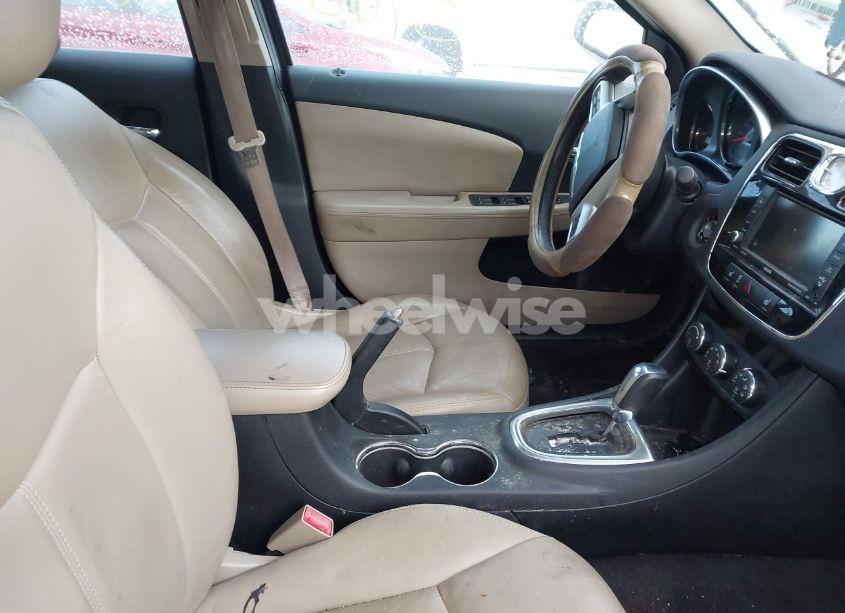 Photo 5 of 2012 Chrysler 200 LIMITED (VIN 1C3CCBCG7CN116803)