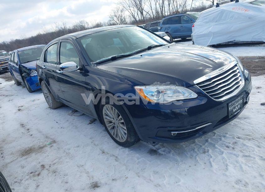 2012 Chrysler 200 LIMITED (VIN 1C3CCBCG7CN132189) main photo