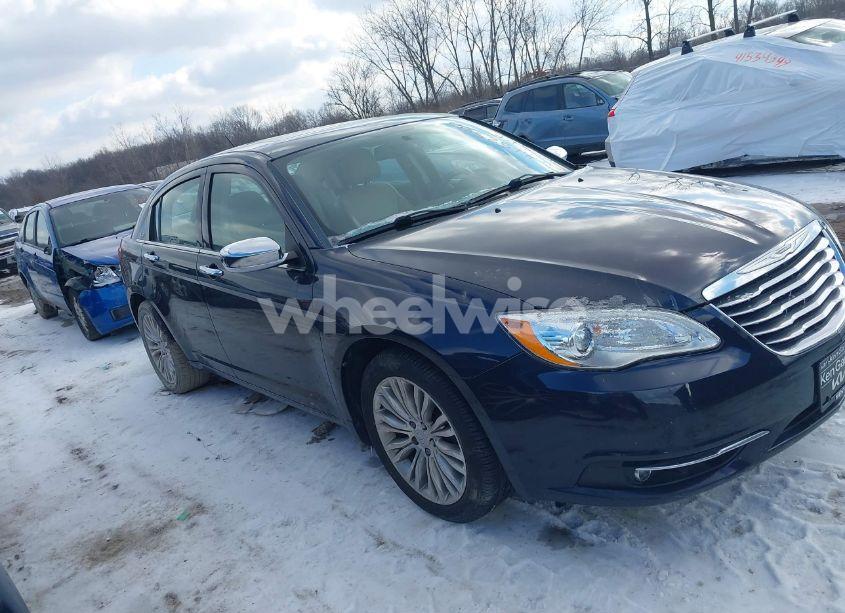 Photo 14 of 2012 Chrysler 200 LIMITED (VIN 1C3CCBCG7CN132189)