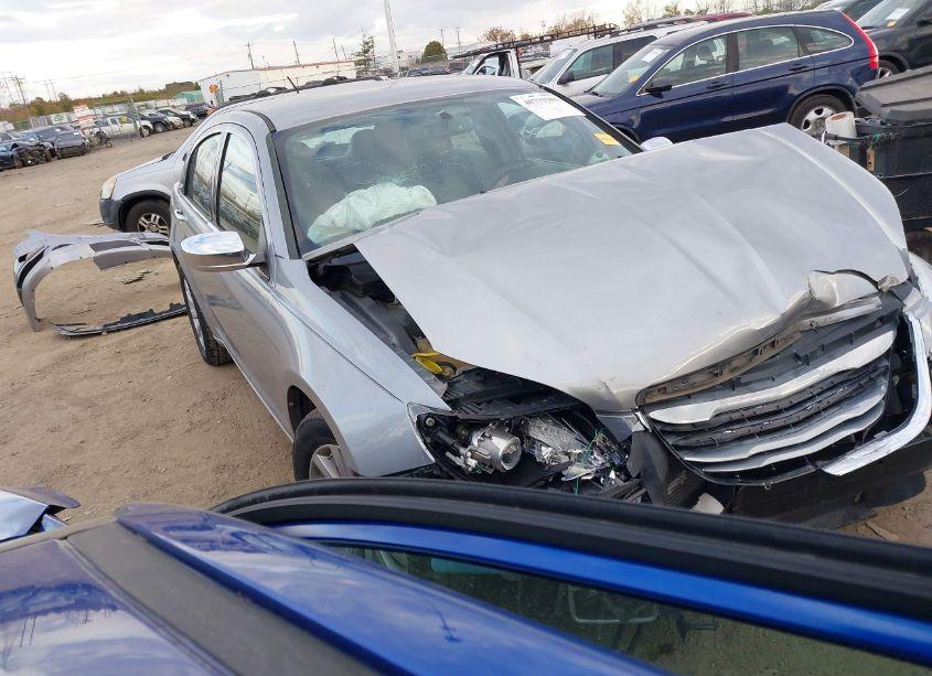 2013 Chrysler 200 LIMITED (VIN 1C3CCBCG7DN602285) main photo