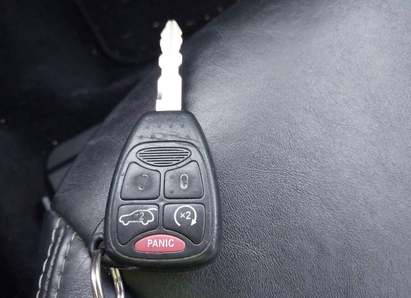 Photo 11 of 2013 Chrysler 200 LIMITED (VIN 1C3CCBCG7DN602285)