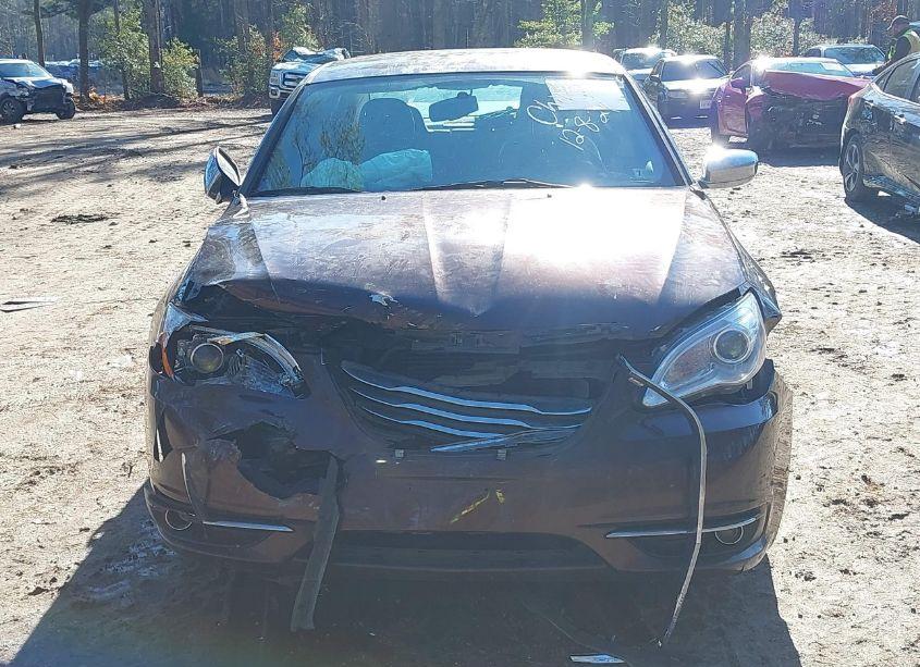 Photo 12 of 2013 Chrysler 200 LIMITED (VIN 1C3CCBCG7DN629356)