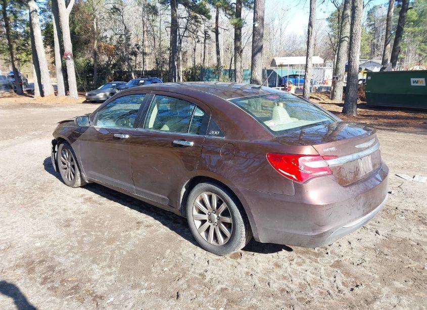 Photo 3 of 2013 Chrysler 200 LIMITED (VIN 1C3CCBCG7DN629356)