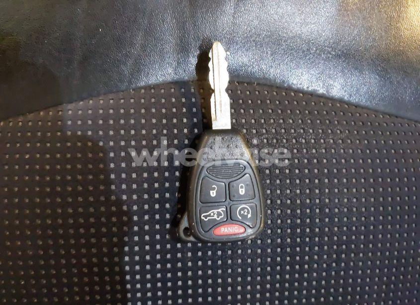 Photo 11 of 2013 Chrysler 200 LIMITED (VIN 1C3CCBCG7DN649882)