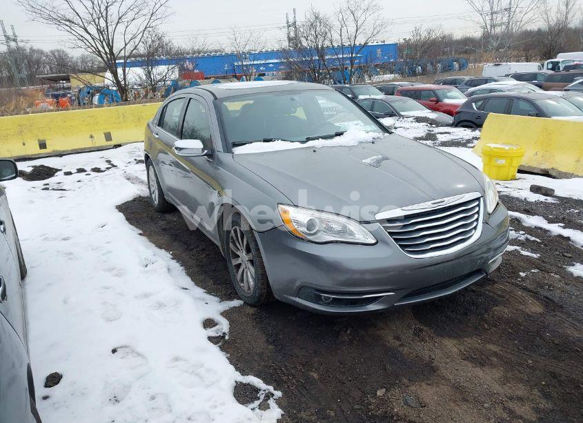 2013 Chrysler 200 LIMITED (VIN 1C3CCBCG7DN654886) main photo