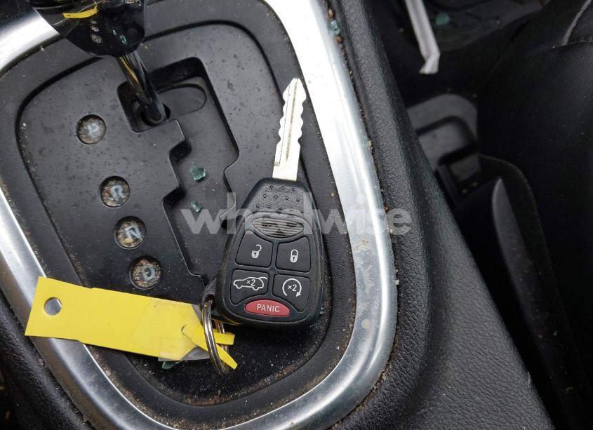 Photo 11 of 2013 Chrysler 200 LIMITED (VIN 1C3CCBCG7DN654886)