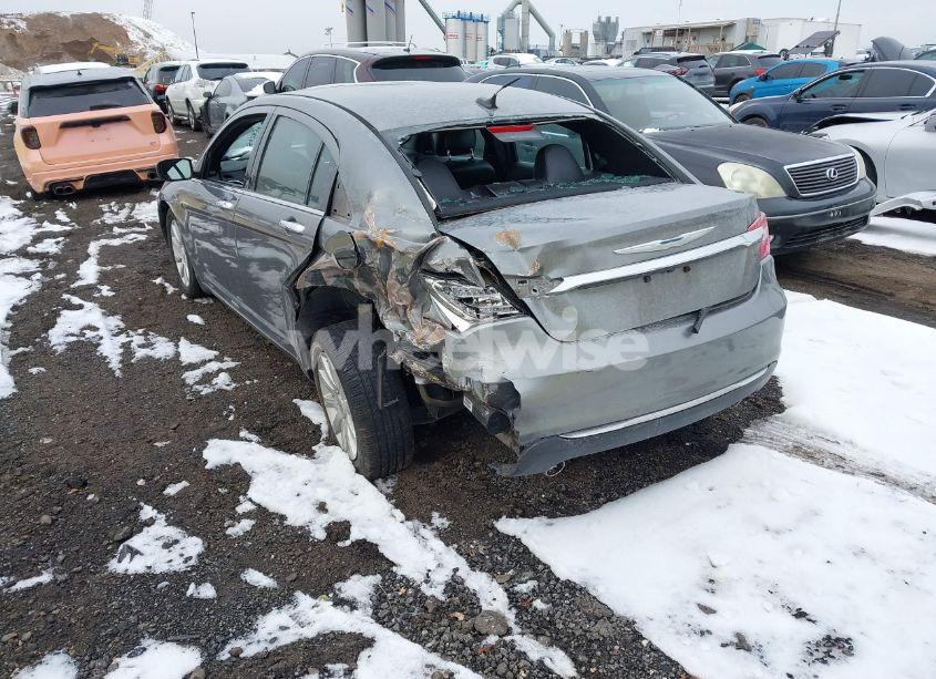 Photo 3 of 2013 Chrysler 200 LIMITED (VIN 1C3CCBCG7DN654886)