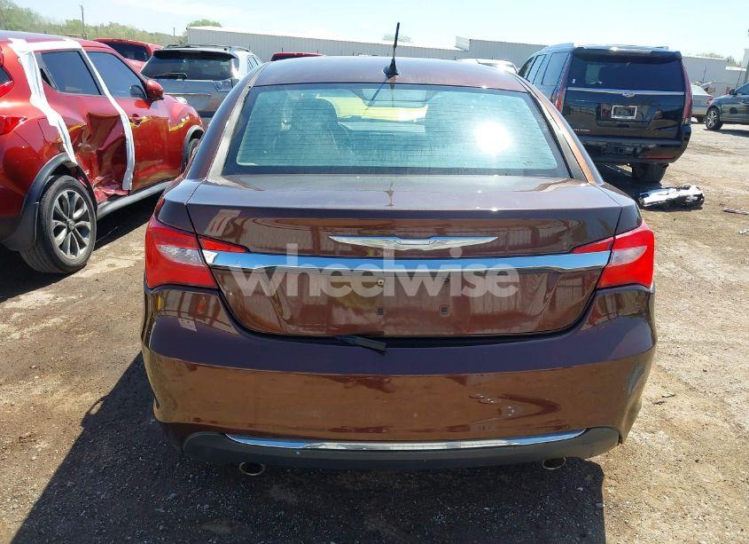 Photo 17 of 2012 Chrysler 200 LIMITED (VIN 1C3CCBCG8CN184527)