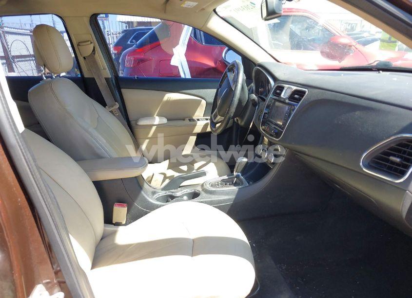 Photo 5 of 2012 Chrysler 200 LIMITED (VIN 1C3CCBCG8CN184527)