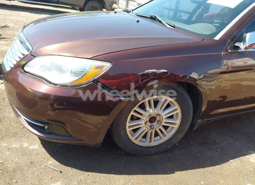 Photo 6 of 2012 Chrysler 200 LIMITED (VIN 1C3CCBCG8CN184527)