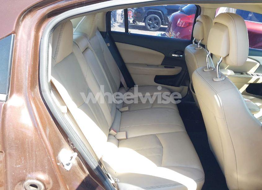 Photo 8 of 2012 Chrysler 200 LIMITED (VIN 1C3CCBCG8CN184527)