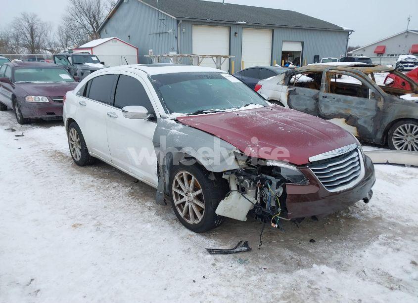 2012 Chrysler 200 LIMITED (VIN 1C3CCBCG8CN302737) main photo