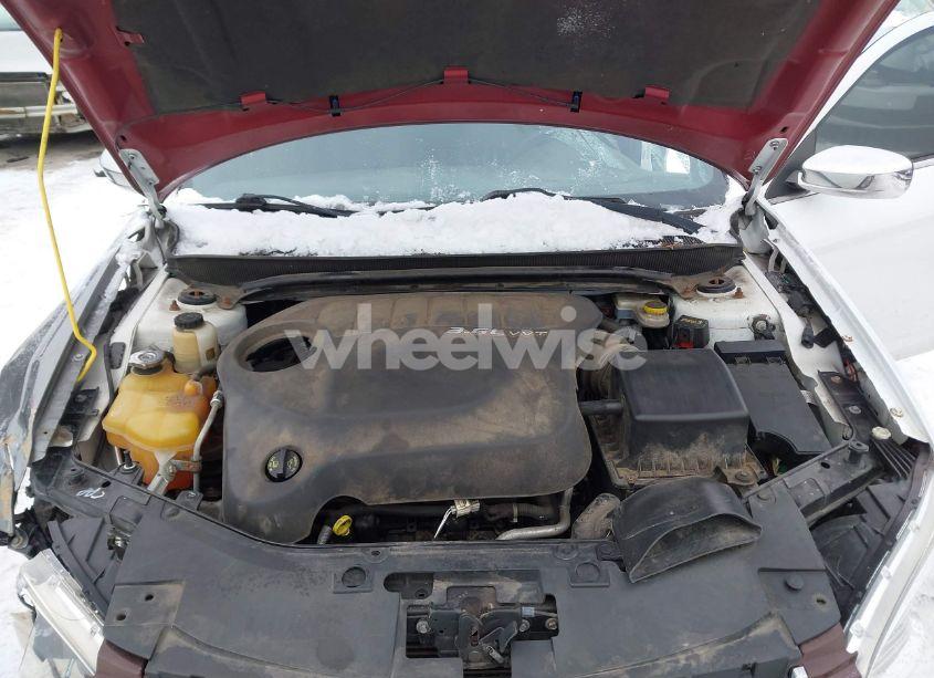 Photo 10 of 2012 Chrysler 200 LIMITED (VIN 1C3CCBCG8CN302737)