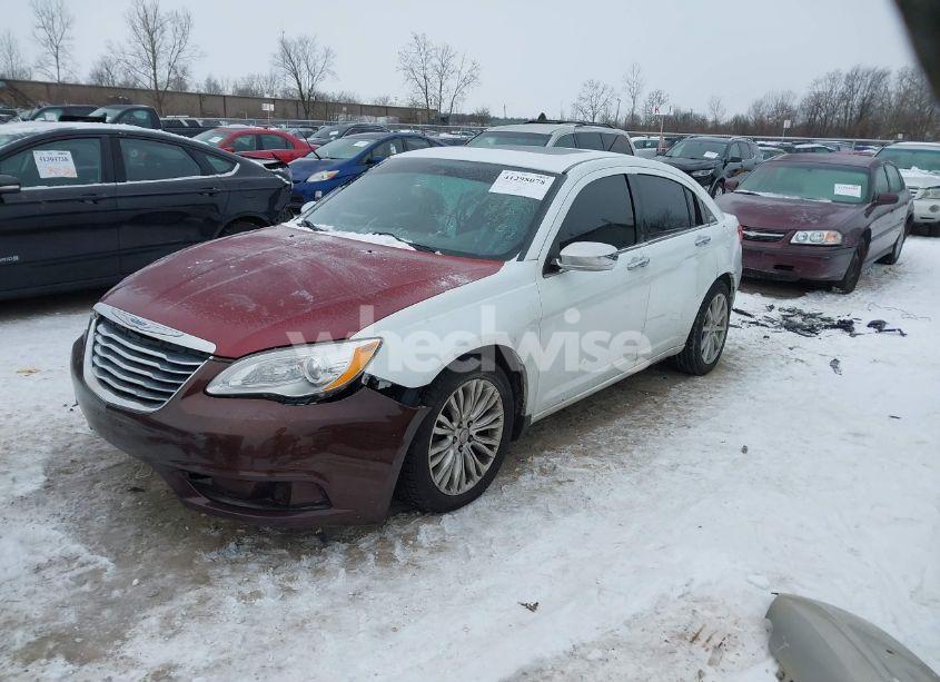 Photo 2 of 2012 Chrysler 200 LIMITED (VIN 1C3CCBCG8CN302737)