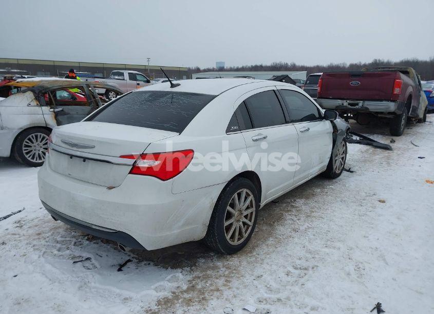 Photo 4 of 2012 Chrysler 200 LIMITED (VIN 1C3CCBCG8CN302737)