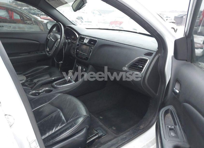 Photo 5 of 2012 Chrysler 200 LIMITED (VIN 1C3CCBCG8CN302737)