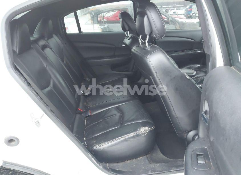 Photo 8 of 2012 Chrysler 200 LIMITED (VIN 1C3CCBCG8CN302737)