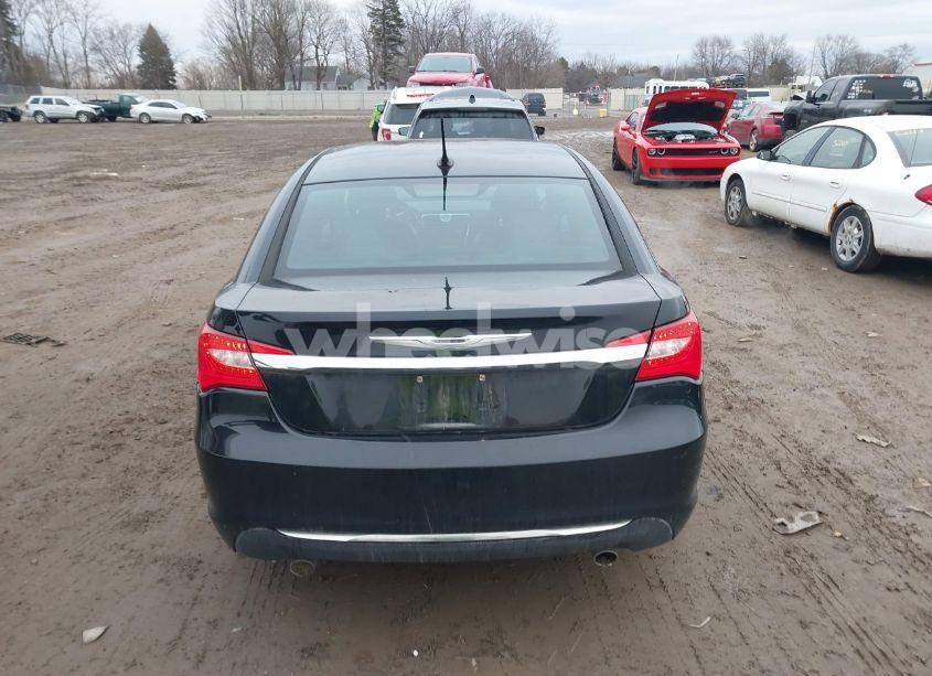 Photo 16 of 2013 Chrysler 200 LIMITED (VIN 1C3CCBCG8DN540198)