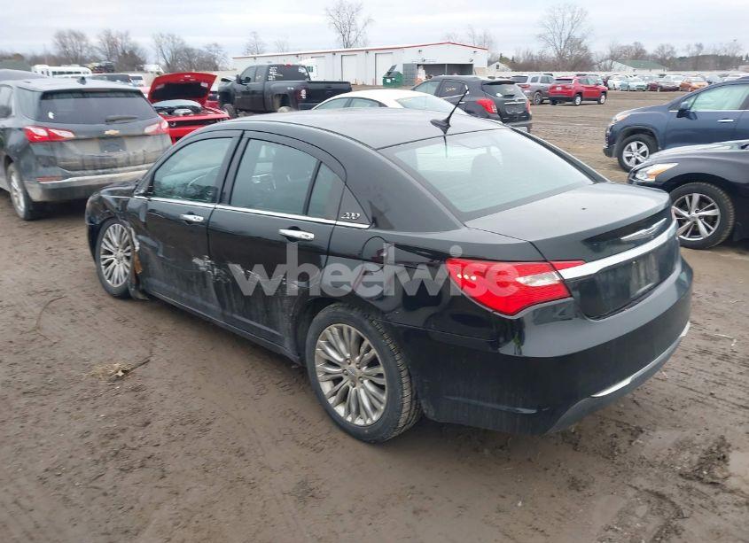 Photo 3 of 2013 Chrysler 200 LIMITED (VIN 1C3CCBCG8DN540198)