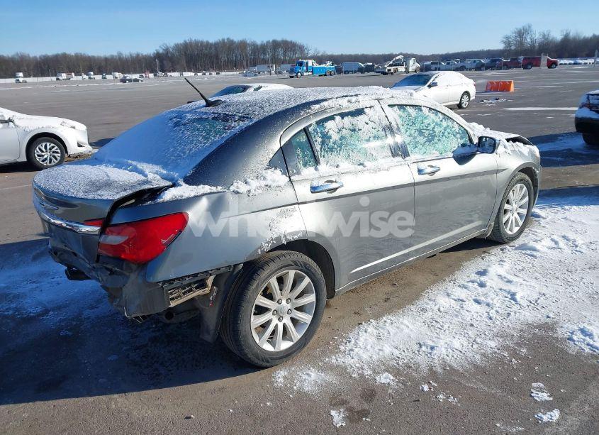 Photo 4 of 2013 Chrysler 200 LIMITED (VIN 1C3CCBCG8DN583388)